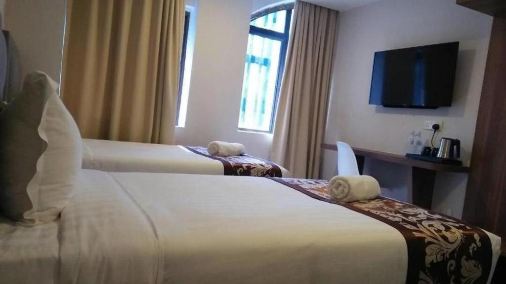Hotel Lolex Kuchai Lama Куала-Лумпур Экстерьер фото