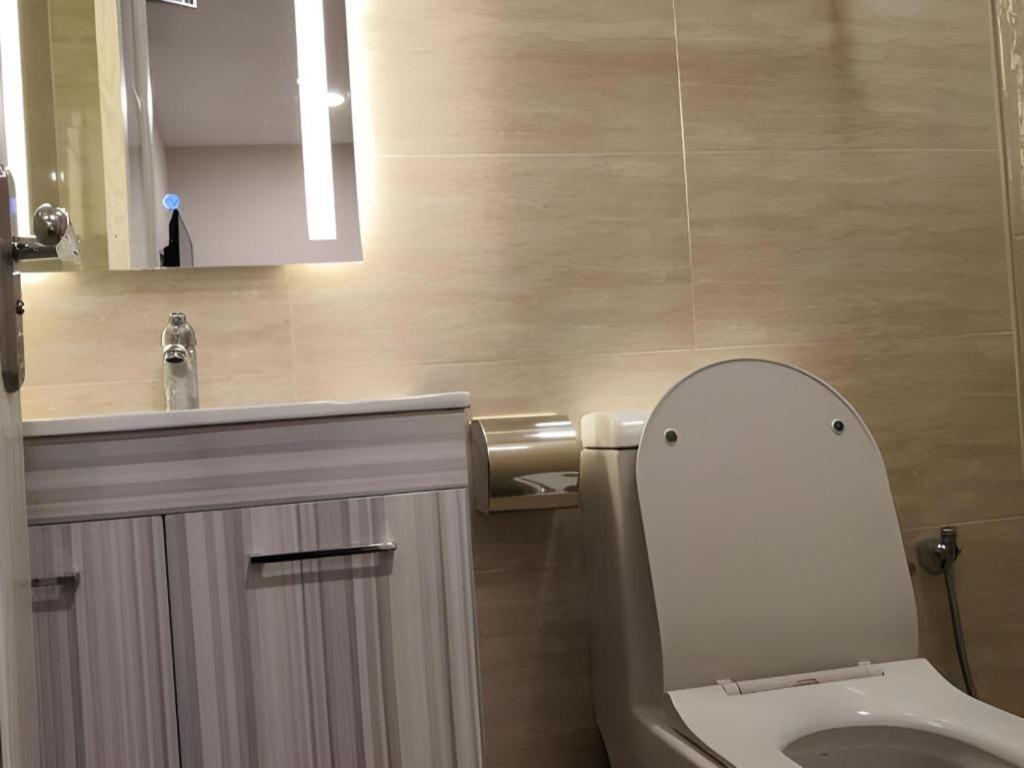 Hotel Lolex Kuchai Lama Куала-Лумпур Экстерьер фото